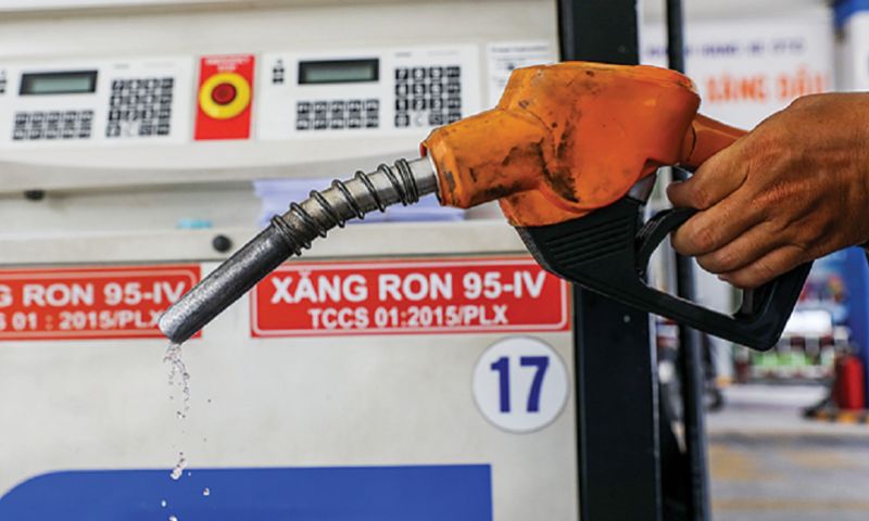 Lịch sử thay đổi giá xăng dầu ảnh hưởng đời sống kinh tế người dân